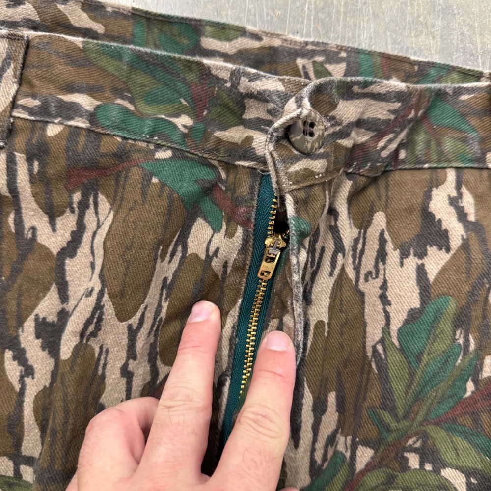 Vintage Mossy Oak Greenleaf Camo Canvas Cargo Pants USA Talon Zip 38x32 - Picture 3 of 7